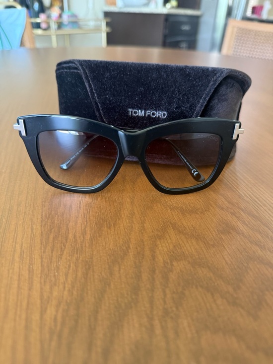 Tom Ford Accessories - Tom Ford Black Cat-Eye Sunglasses with Silver T Accents
